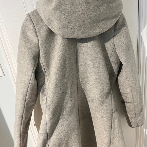Aritzia Babaton Wool Coat 🧥 Medium - Picture 5 of 6